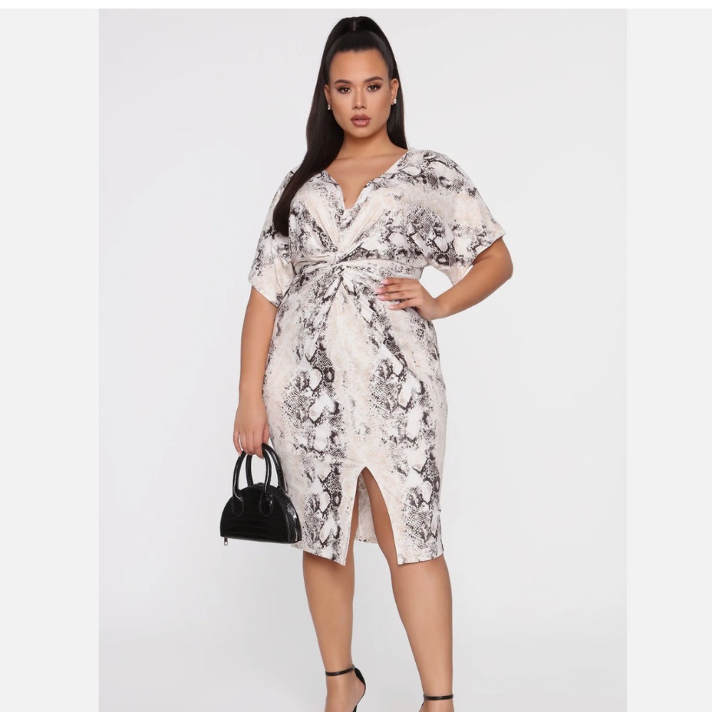 ⭐️Not Hiss Snake Print Midi Dress V Neck Slimming Women's Size Large